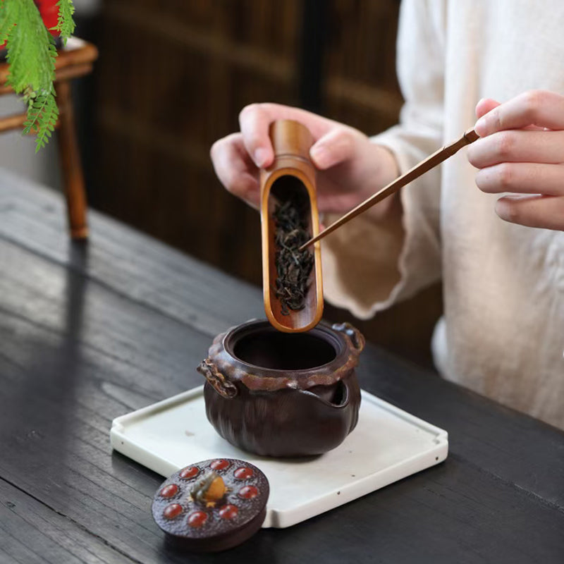 Zisha Teapot listen to the rain 290CC by Master Zhang Dejun.