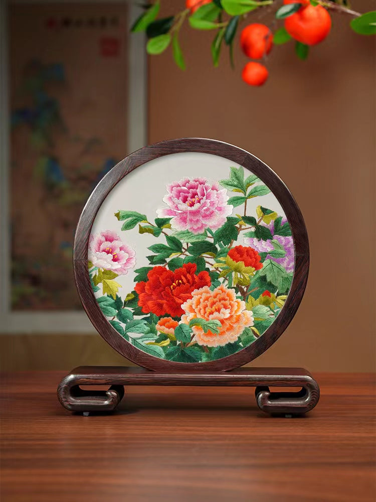 China Intangible Culture Heritage Handmade Embroidered Artwork