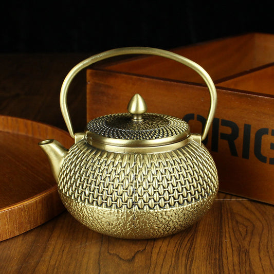 Brass Teapot Carrying Beam Woven Kettle can also be used as an office art ornament.