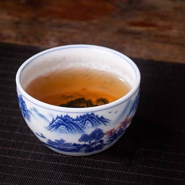 Jingdezhen Hand-Painted "Linglong" Rice-Grain Dragon Tea Cup