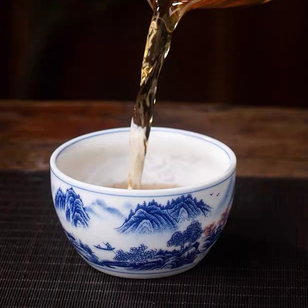 Jingdezhen Hand-Painted "Linglong" Rice-Grain Dragon Tea Cup