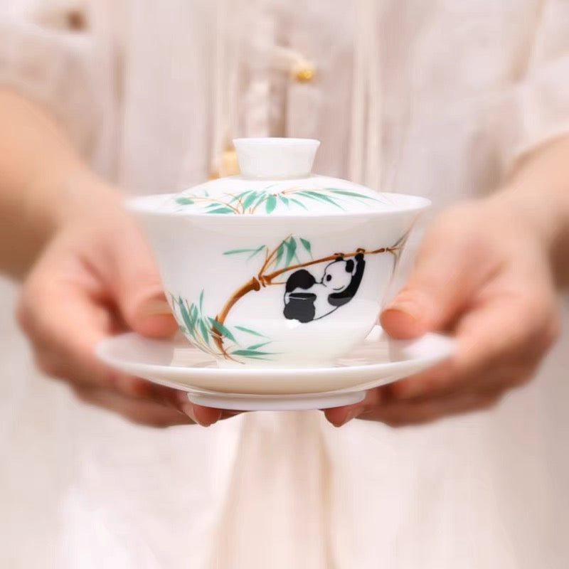 Hand-Painted Panda Mutton-Fat Jade Porcelain Gaiwan (160ml)
