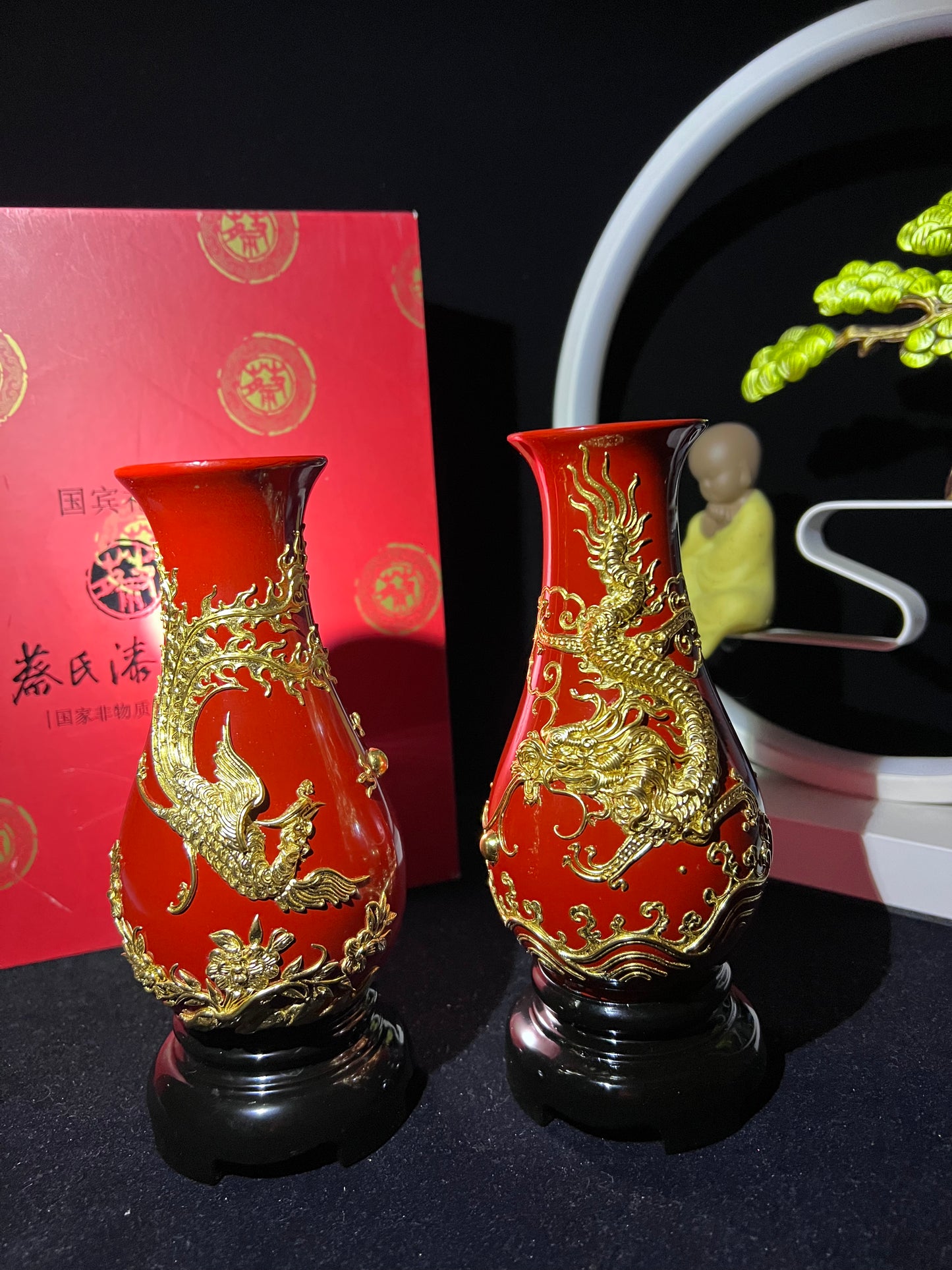 Lacquer Thread Sculpture Dragon and Phoenix Vase Set