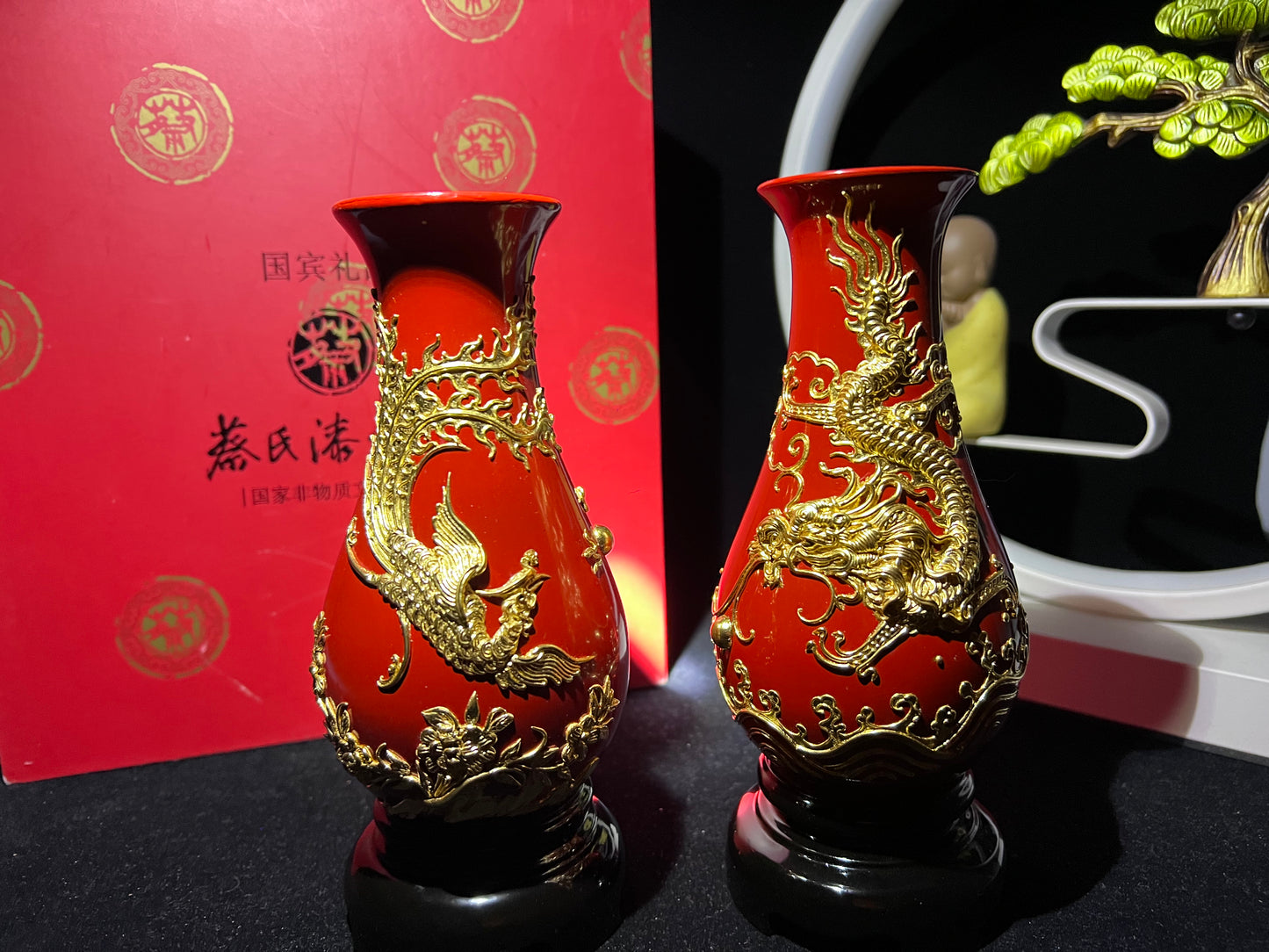 Lacquer Thread Sculpture Dragon and Phoenix Vase Set